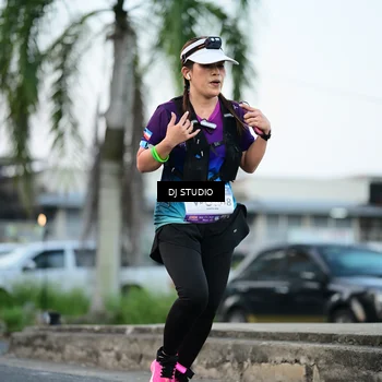 Runner Photo 7904374
