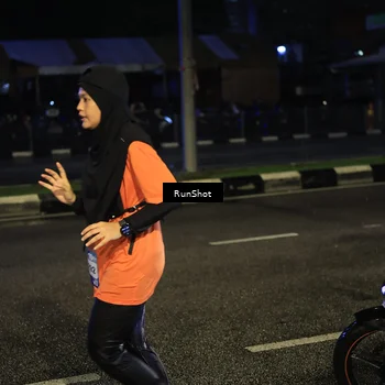 Runner Photo 7904377