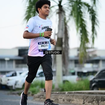 Runner Photo 7904391