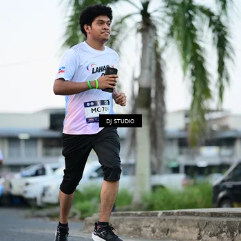 Runner Photo 7904400