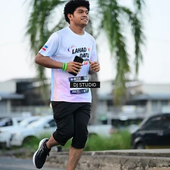 Runner Photo 7904406
