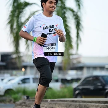 Runner Photo 7904407