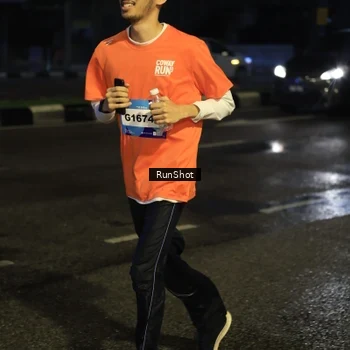 Runner Photo 7904408