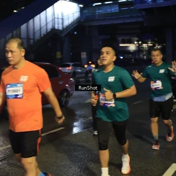 Runner Photo 7904411