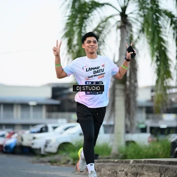 Runner Photo 7904417