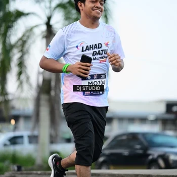 Runner Photo 7904426
