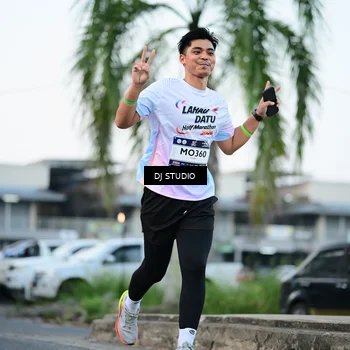 Runner Photo 7904428
