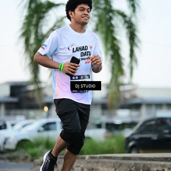 Runner Photo 7904429
