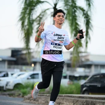 Runner Photo 7904431