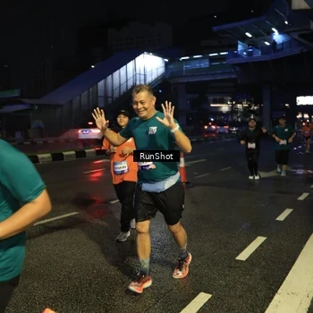Runner Photo 7904435