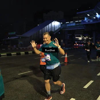 Runner Photo 7904437