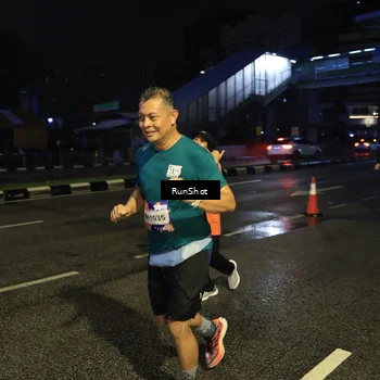 Runner Photo 7904454