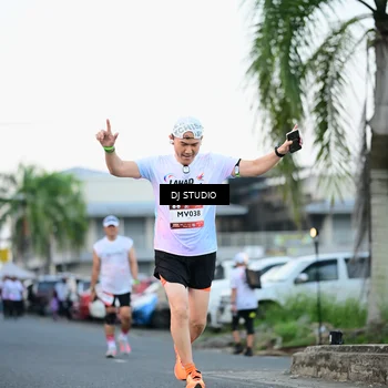 Runner Photo 7904455