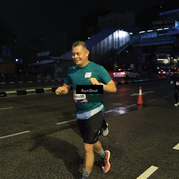 Runner Photo 7904456