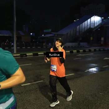 Runner Photo 7904467