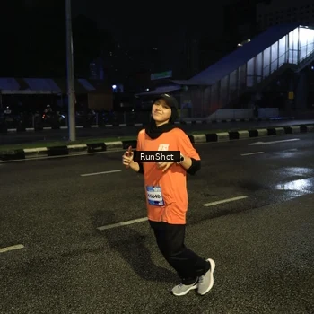 Runner Photo 7904477