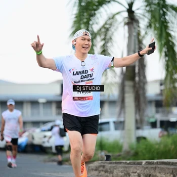 Runner Photo 7904481