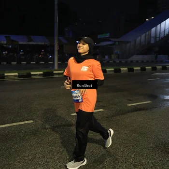 Runner Photo 7904484