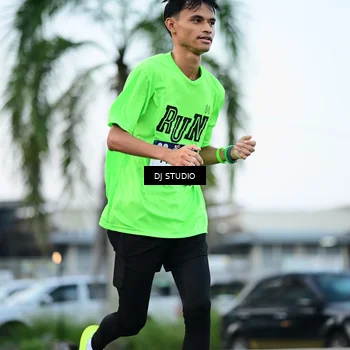 Runner Photo 7904505