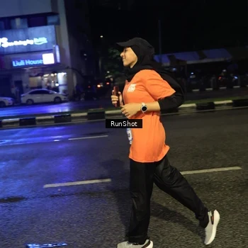 Runner Photo 7904518