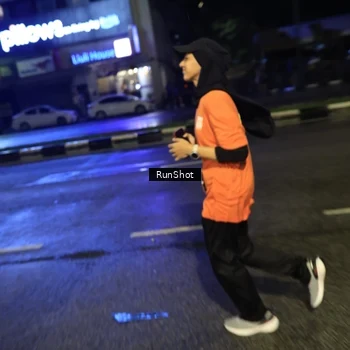 Runner Photo 7904524