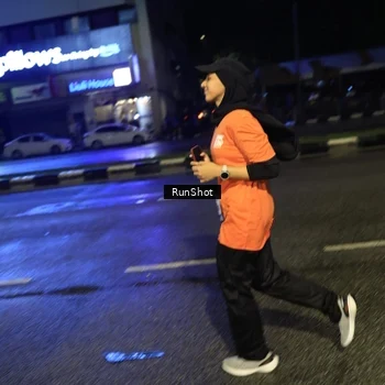 Runner Photo 7904525