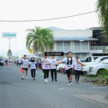 Runner Photo 7904546