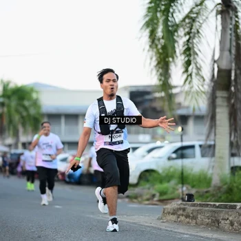 Runner Photo 7904548