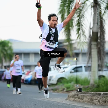 Runner Photo 7904552