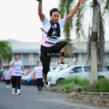 Runner Photo 7904555