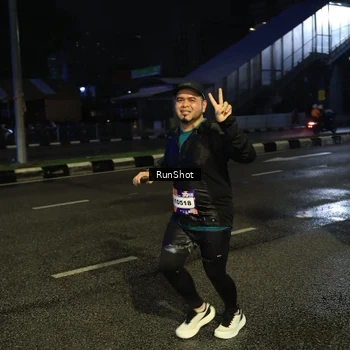Runner Photo 7904558