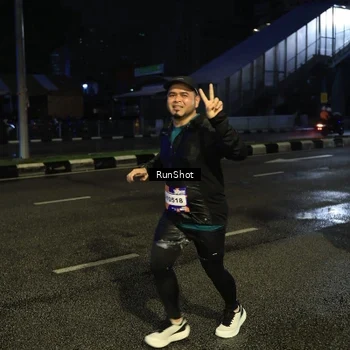 Runner Photo 7904559