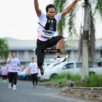 Runner Photo 7904565