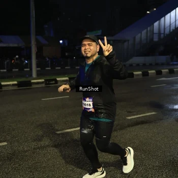 Runner Photo 7904572