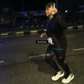 Runner Photo 7904587