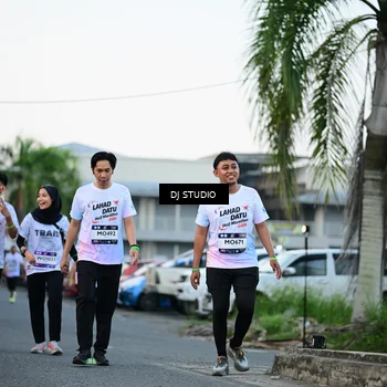 Runner Photo 7904615