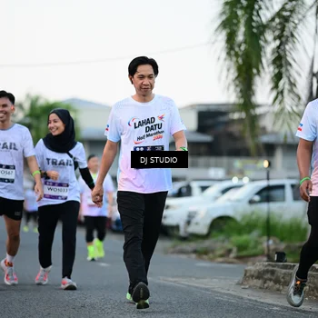 Runner Photo 7904632