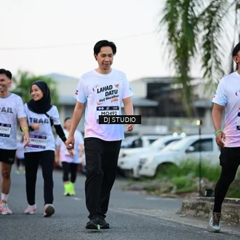 Runner Photo 7904633