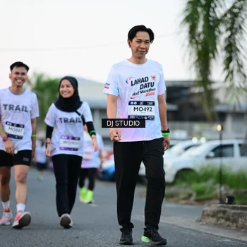 Runner Photo 7904634