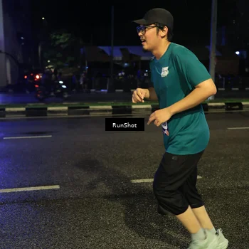 Runner Photo 7904644