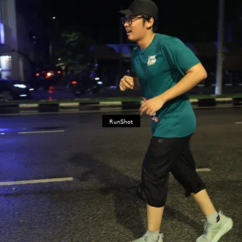 Runner Photo 7904645