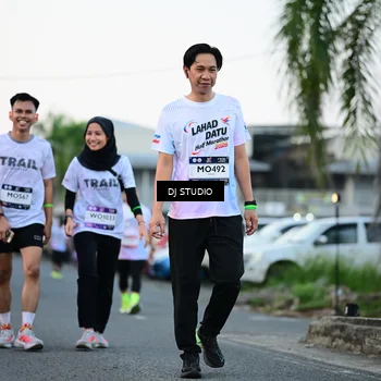 Runner Photo 7904650