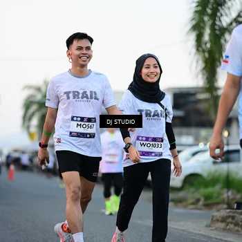 Runner Photo 7904651