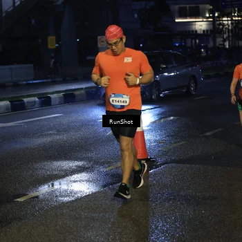 Runner Photo 7904656