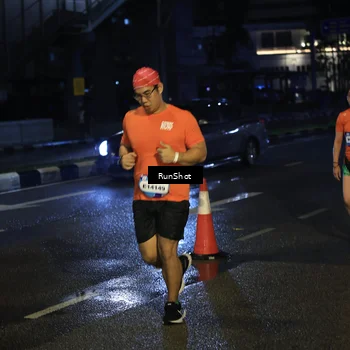Runner Photo 7904658
