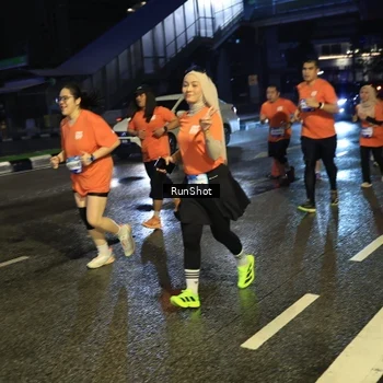 Runner Photo 7904665