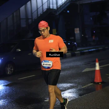 Runner Photo 7904676