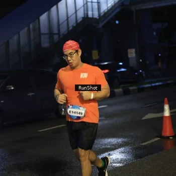 Runner Photo 7904682