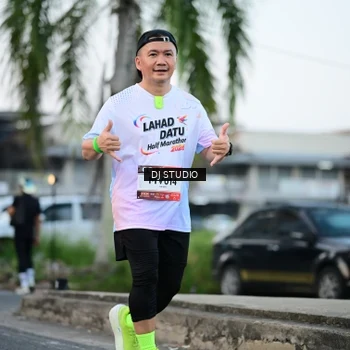 Runner Photo 7904683