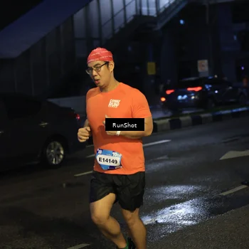 Runner Photo 7904686
